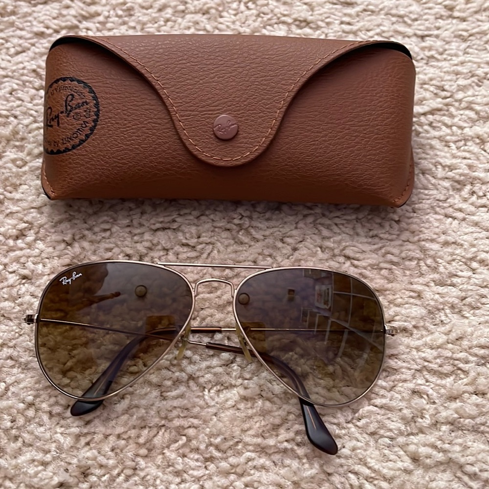 Ray-ban Aviator sunglasses